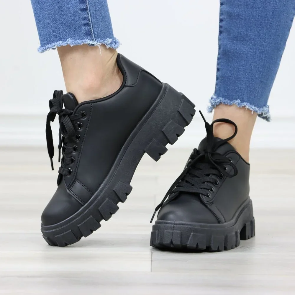 Black Chunky Lace-Up Lug Sole Oxford Platform Women's Shoes - Picture 11 of 12